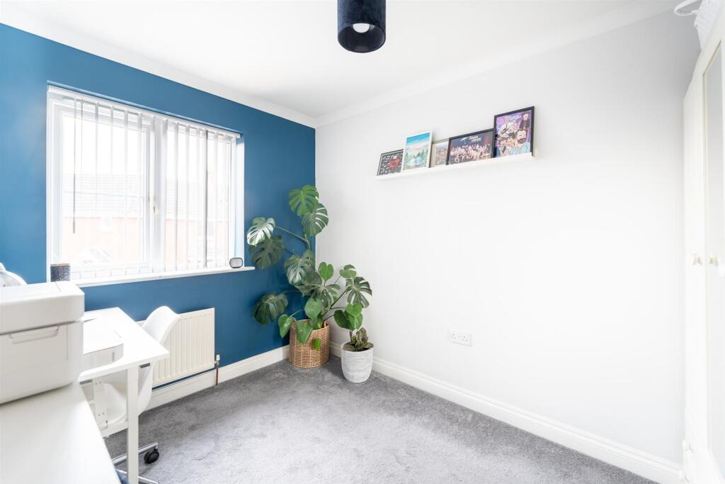 Additional image 14 of The Avenue, St. Georges - BEAUTIFUL HOUSE WITH GARAGE