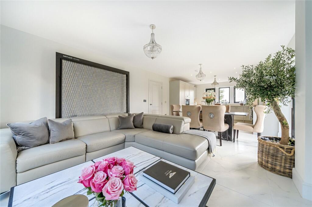 Additional image 11 of Keighley Road, Oakworth, Keighley, West Yorkshire, BD22