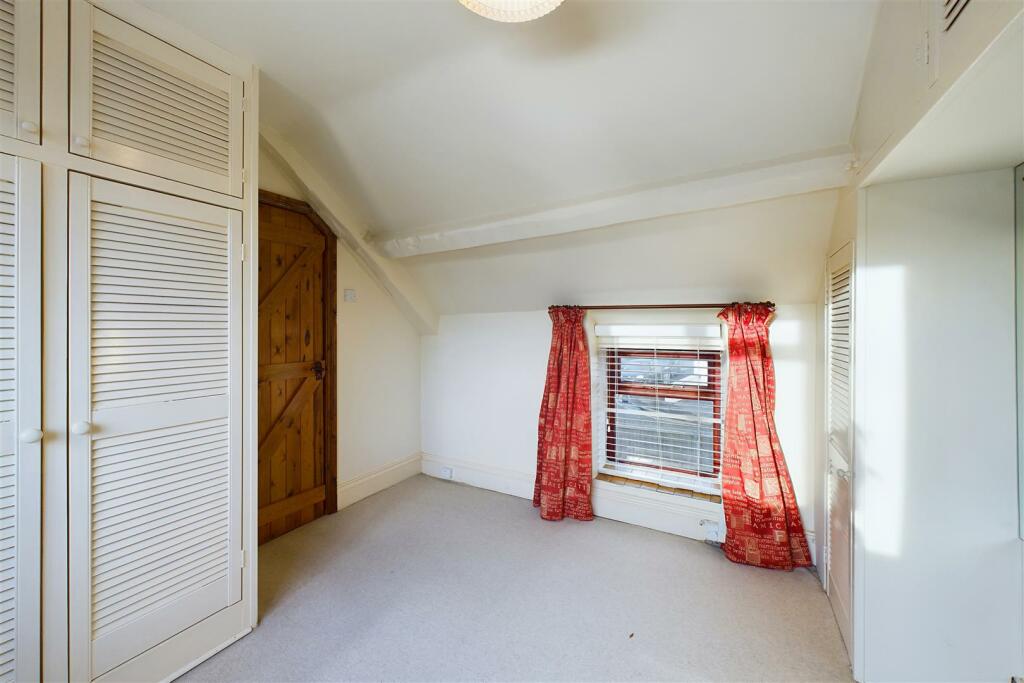 Additional image 27 of DETACHED | BASIC UPDATING | STOKE LODGE