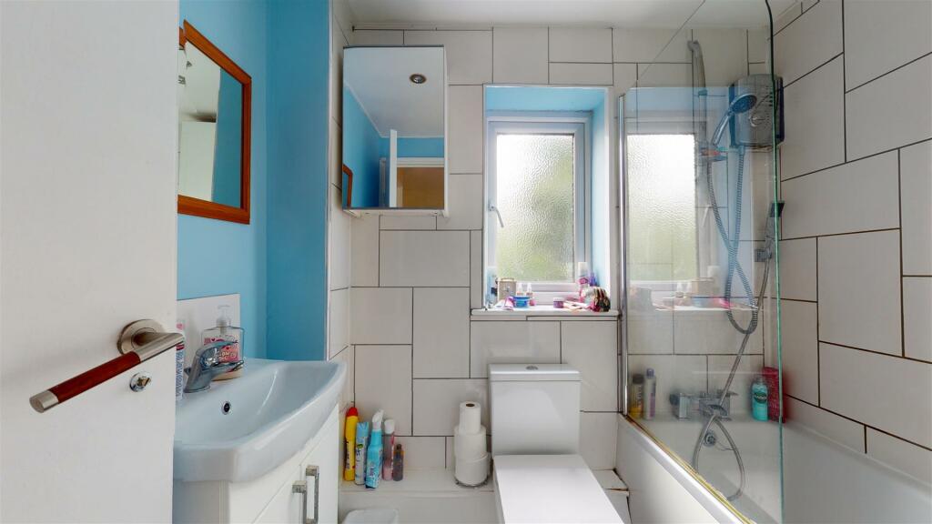 Additional image 16 of New Walls, Totterdown