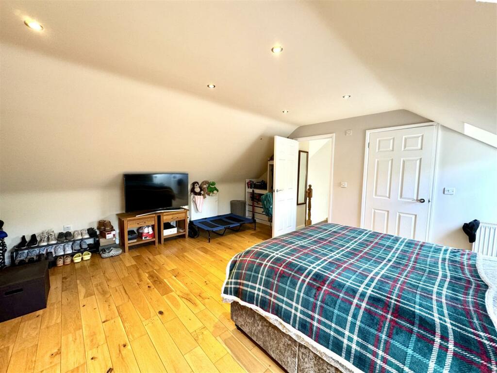 Additional image 21 of Main Road, Aust, Bristol