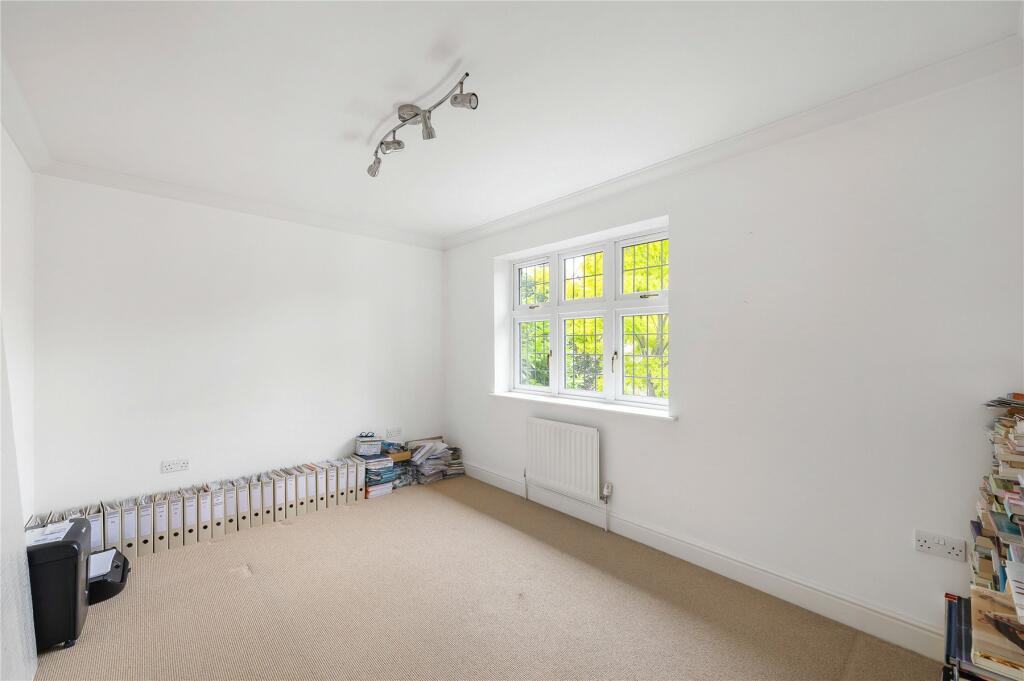 Additional image 16 of Limewood Close, Beckenham, BR3