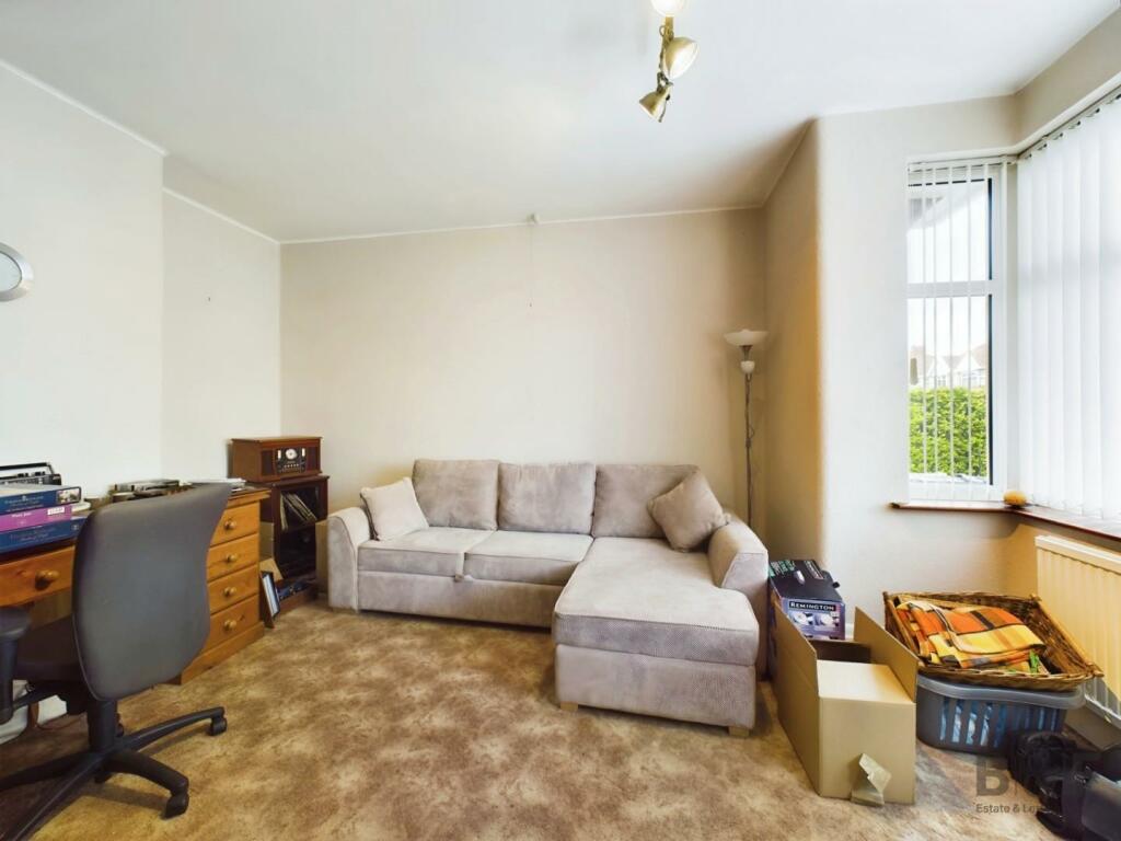 Additional image 12 of Kingsway, St. George