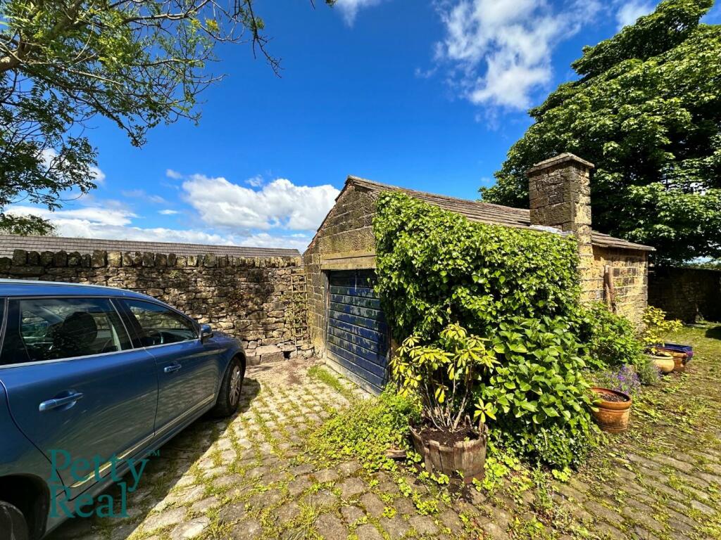 Additional image 42 of Scholefield Lane, Nelson