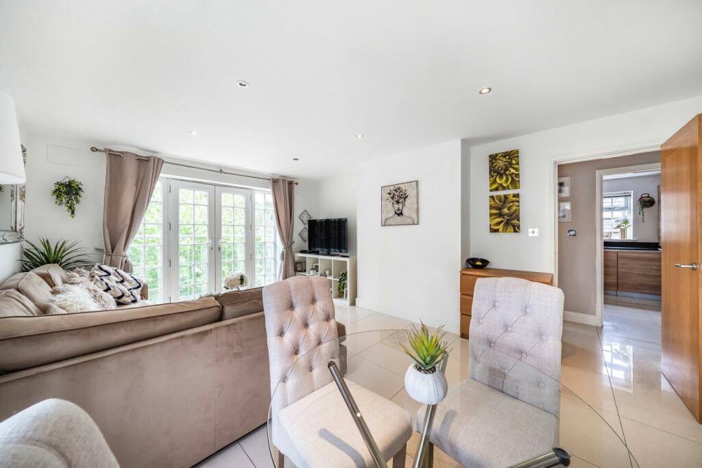 Additional image 13 of Tweedy Road, Bromley