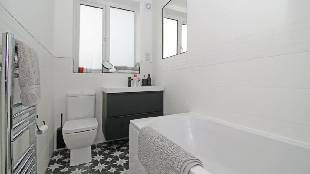 Additional image 5 of High Street, West Wickham, BR4