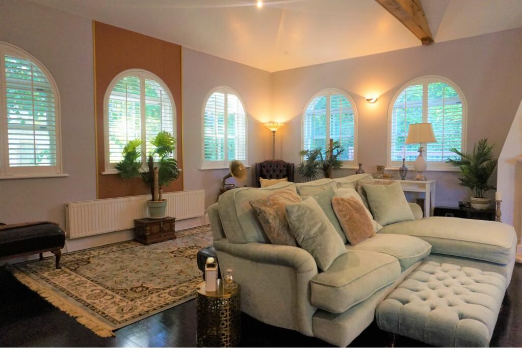 Additional image 6 of Susan Wood, chislehurst, BR7