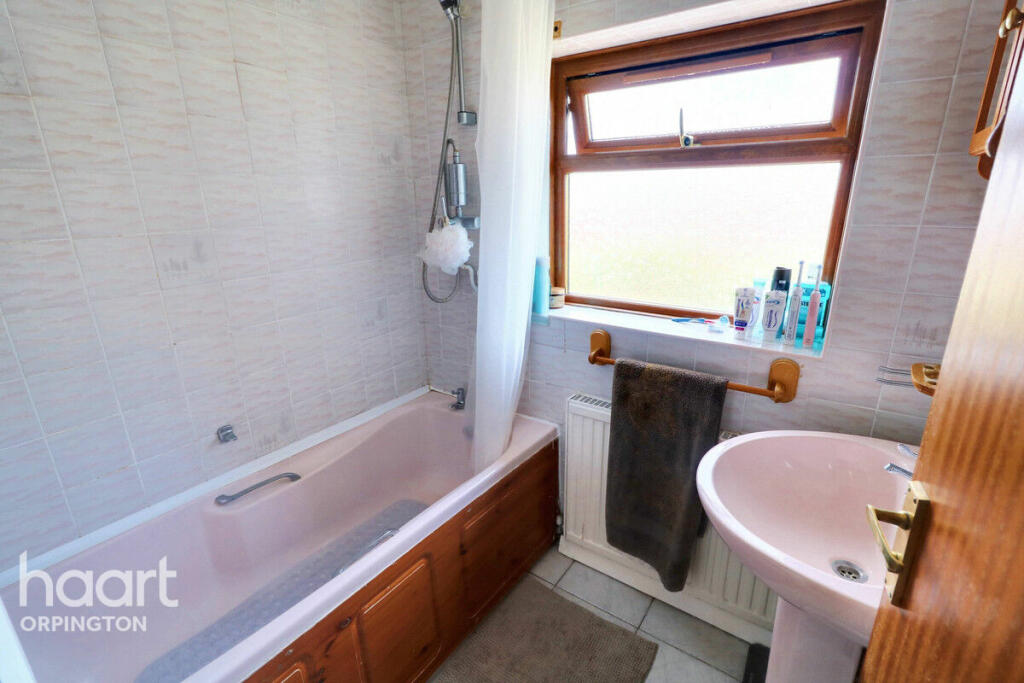 Additional image 9 of Cotmandene Crescent, Orpington