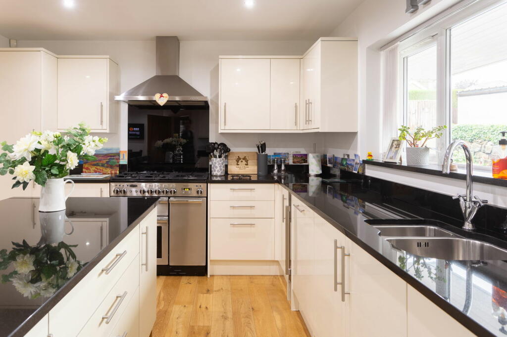 Additional image 4 of Prod Lane, Baildon, Shipley, BD17 5BN