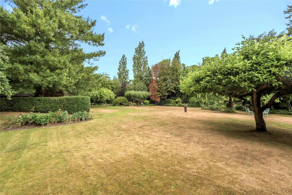 Additional image 5 of Leaves Green, Keston