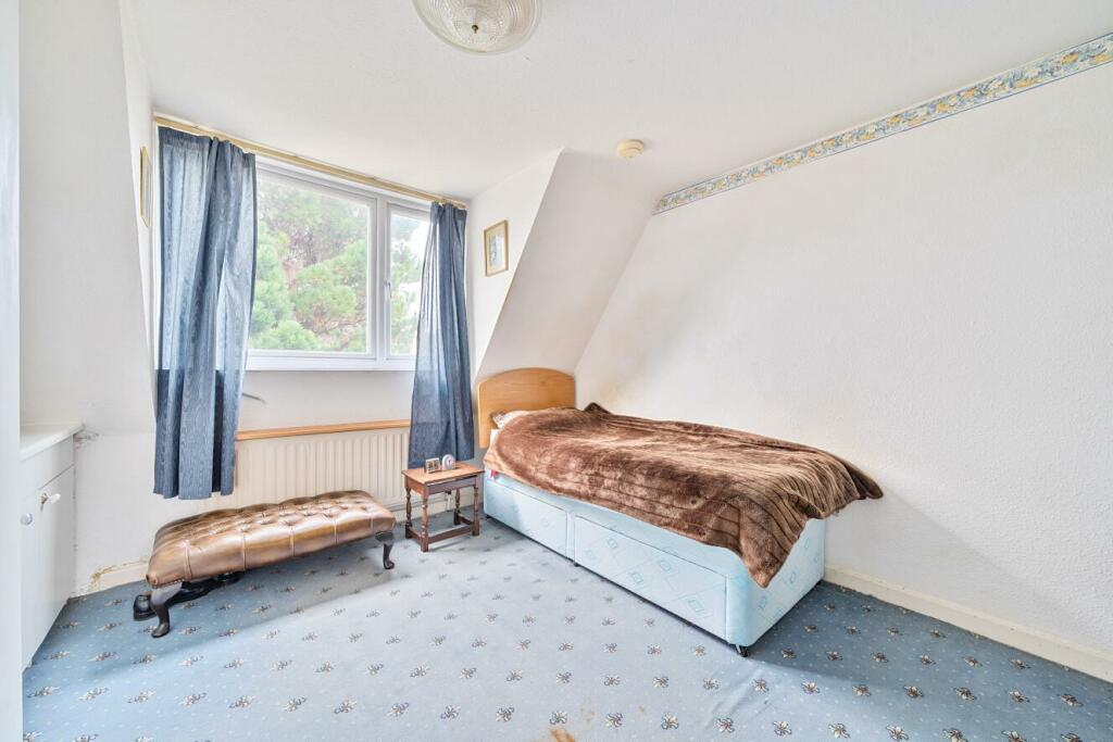 Additional image 12 of Melbury Close, Chislehurst