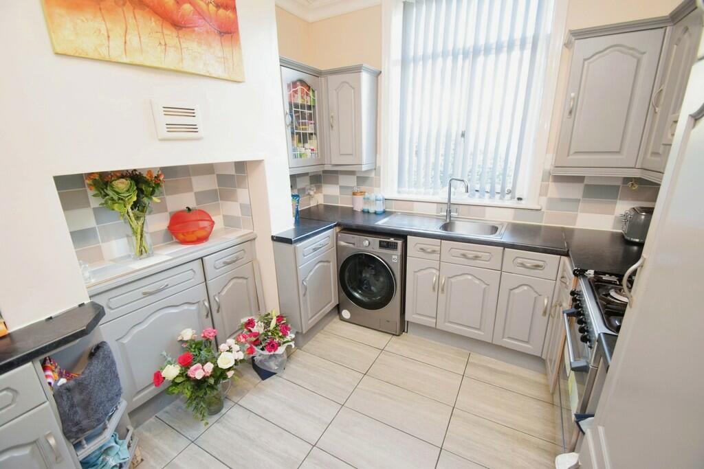 Additional image 5 of Grove Road, Shipley