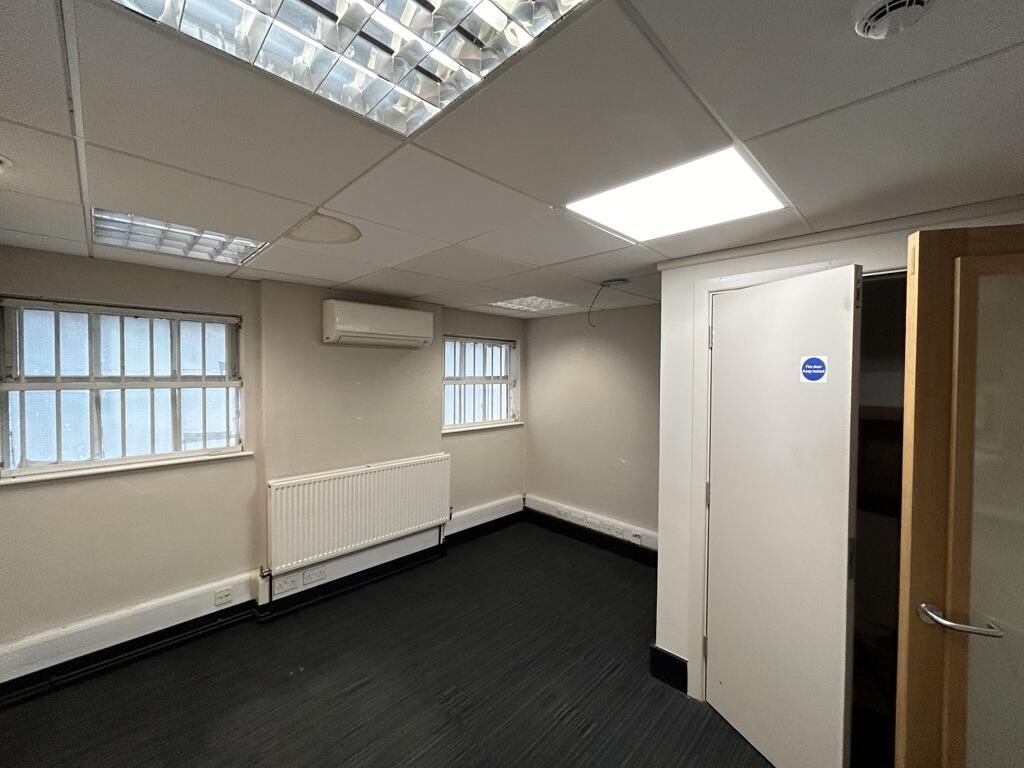 Additional image 4 of 40a High Street, Portishead, Bristol, Somerset, BS20