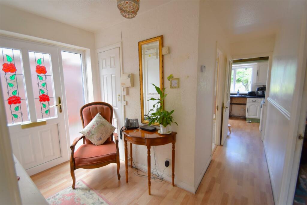 Additional image 4 of Bungalow In Quiet Cul De Sac With Great Views & No Chain