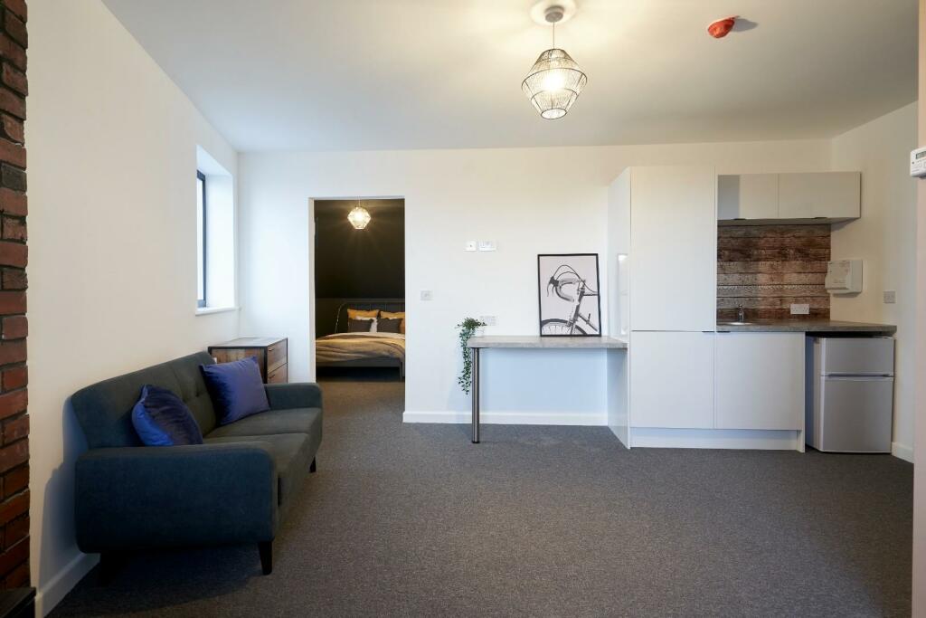 Additional image 46 of 98 Blackswarth Road, Three Crowns, Kings Court, Bristol