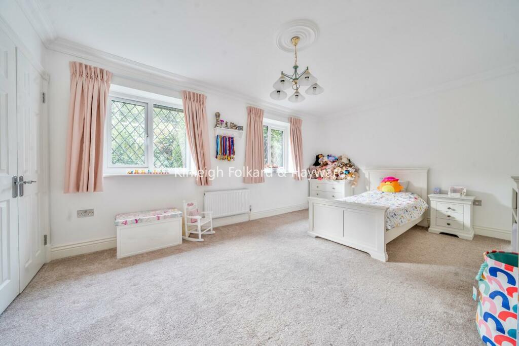 Additional image 15 of Elmstead Lane, Chislehurst