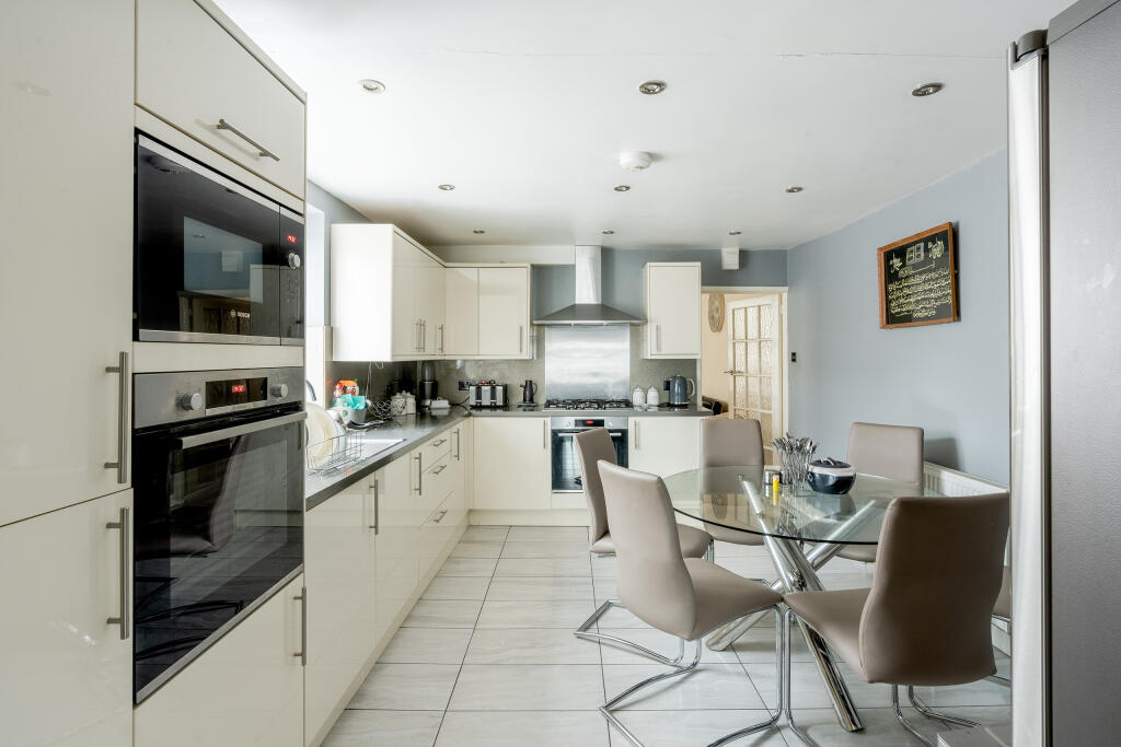 Additional image 32 of Fishponds Road, Fishponds
