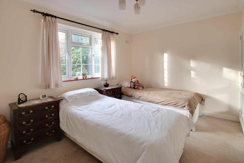 Additional image 9 of Hawes Lane, West Wickham, BR4