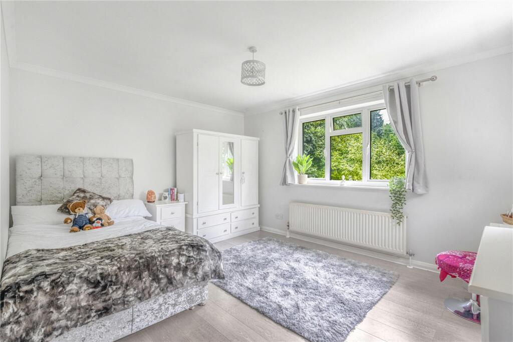 Additional image 6 of Rolinsden Way, Keston, BR2
