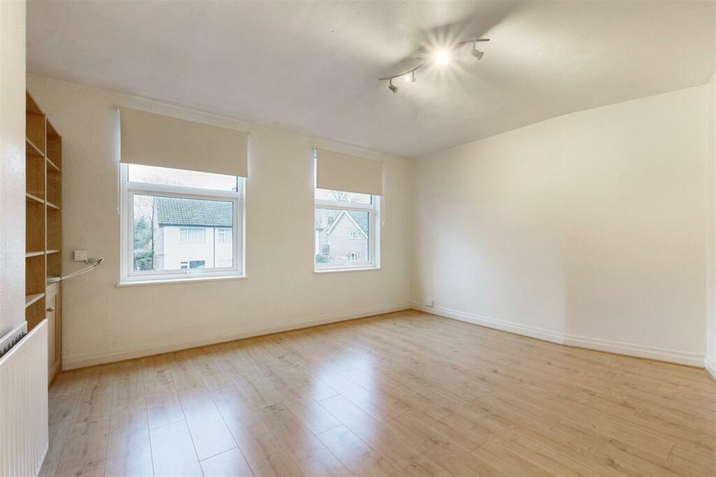 Additional image 5 of High Street, Farnborough, Orpington