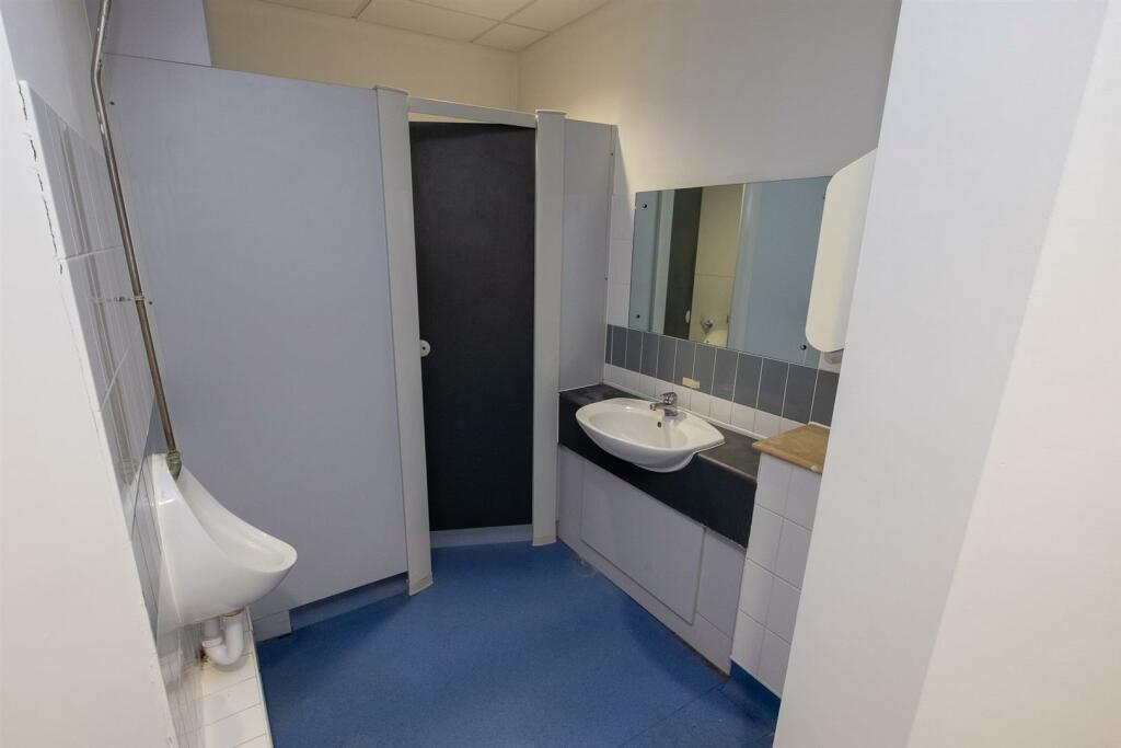 Additional image 17 of FREEHOLD OFFICE BUILDING | BS20