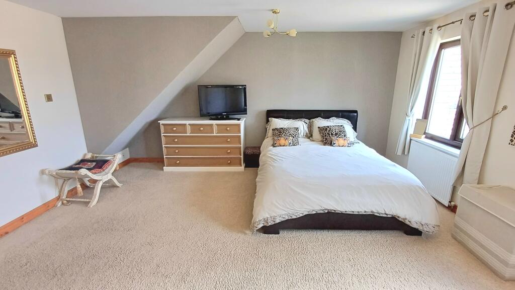 Additional image 11 of Emmeline Close, Bradford, BD10