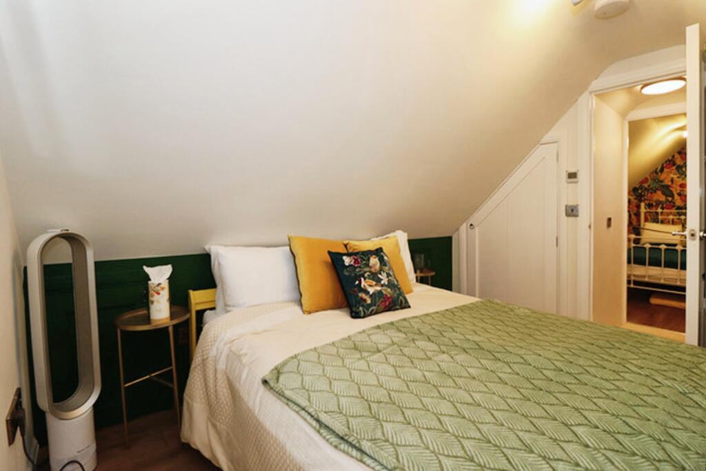 Additional image 9 of Haybob Road, Thornbury, Bristol, Gloucestershire, BS35