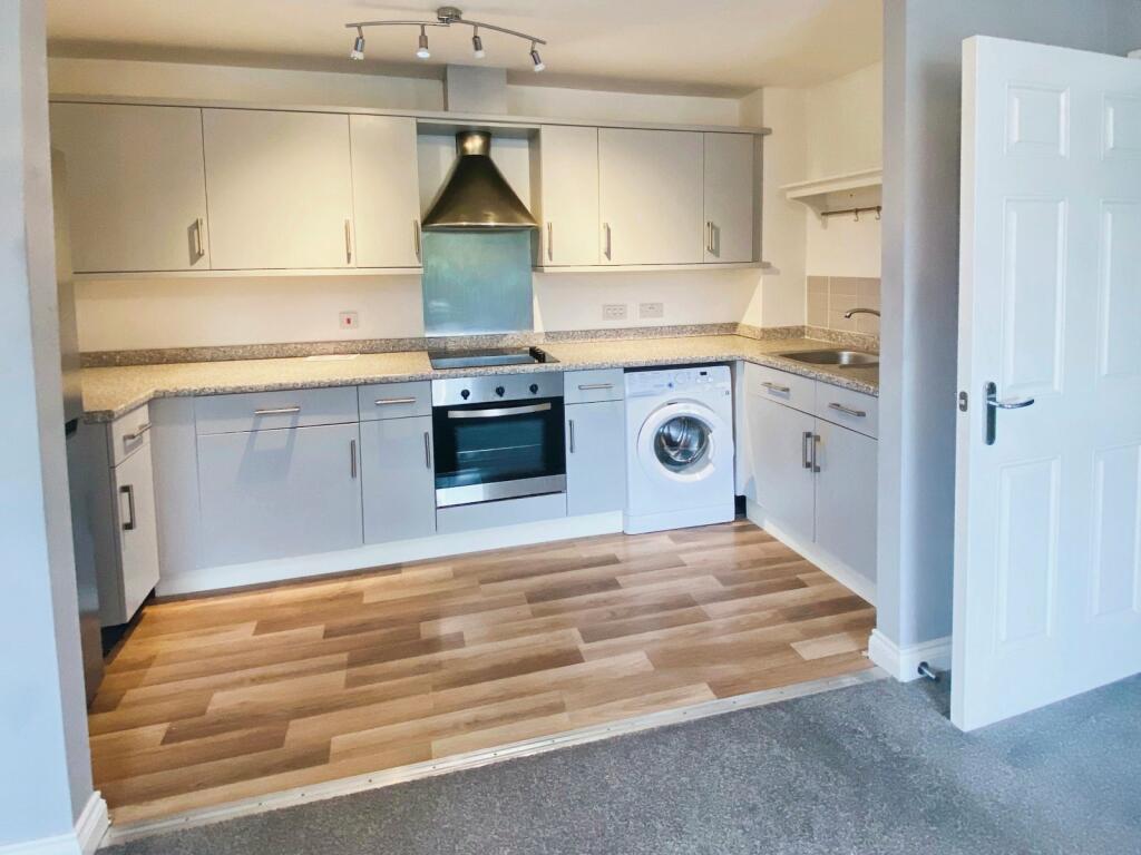 Additional image 9 of Manor Park Road, Cleckheaton, West Yorkshire, BD19