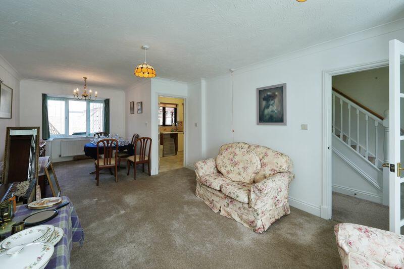 Additional image 3 of Courville close, Alveston, BS35 3RR