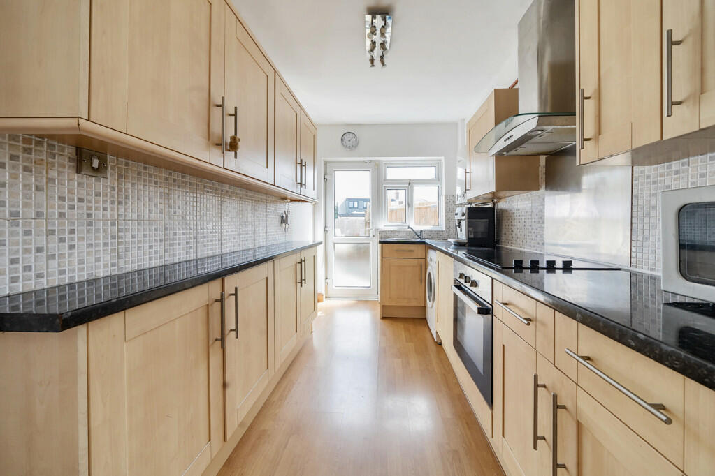 Additional image 15 of Mainridge Road, Chislehurst