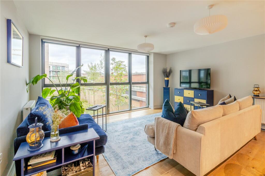 Additional image 3 of Tobacco Store, Bedminster, BRISTOL, BS3