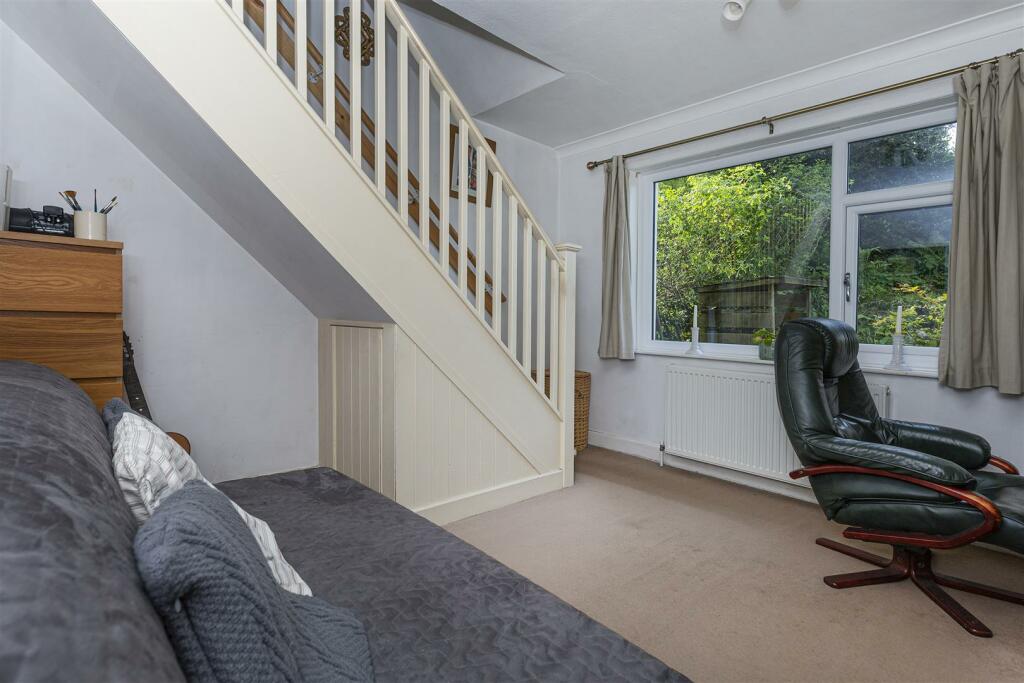 Additional image 9 of Back Lane, Queensbury