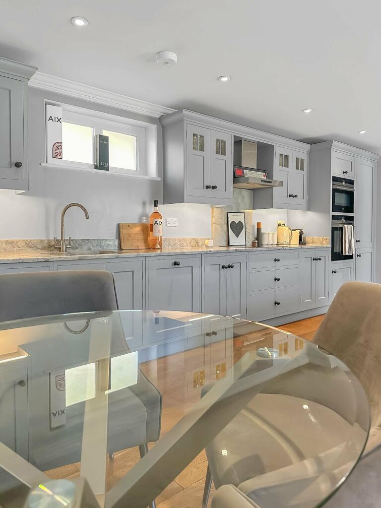 Additional image 6 of Willoughby Lane, Bromley, BR1 3FZ