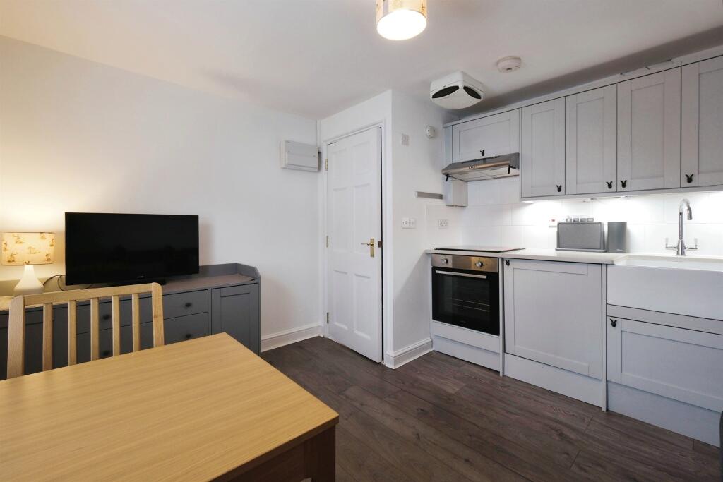 Additional image 3 of High Street, Lewes