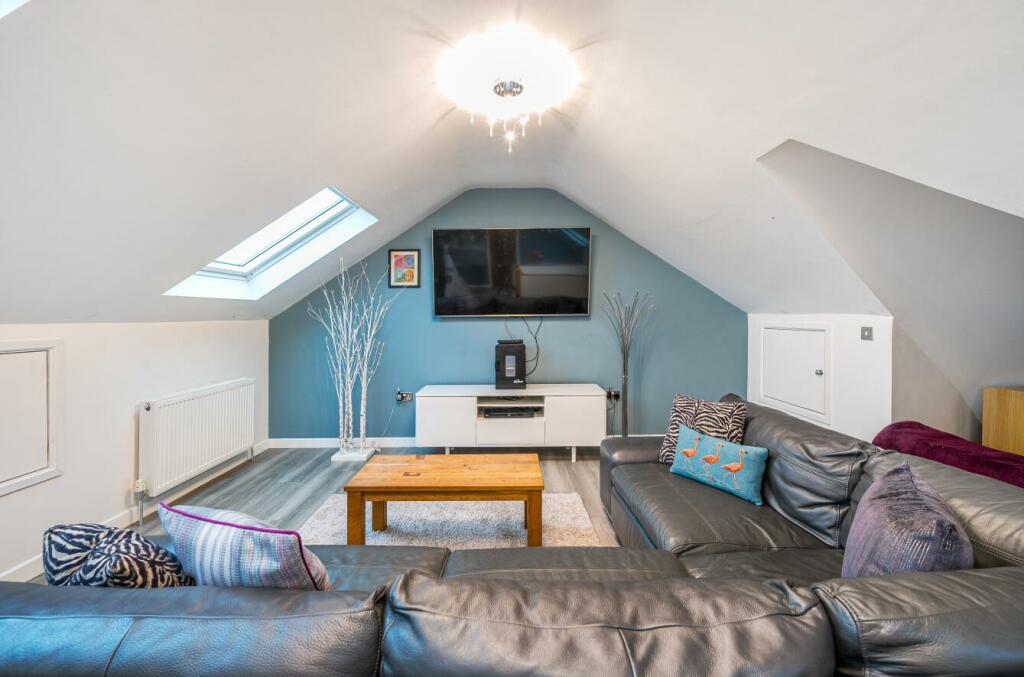 Additional image 17 of Broadway, Yate