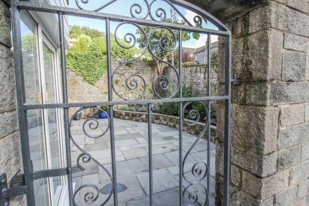 Additional image 28 of Arundell Road, Stunning Versatile Hillside Home