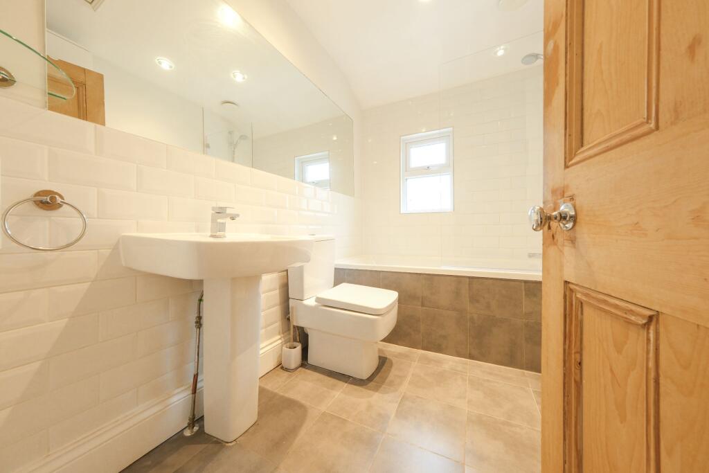 Additional image 19 of Effingham Road, Bristol