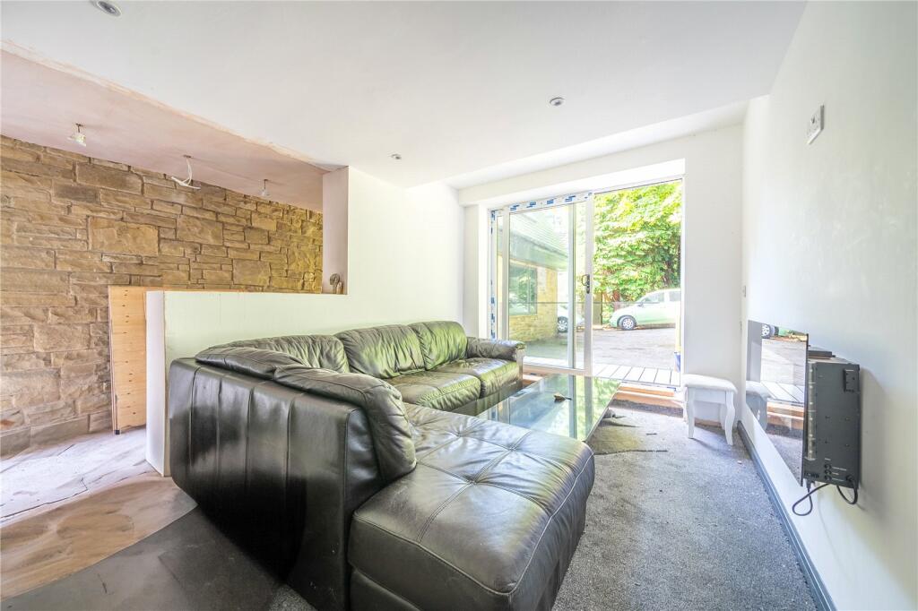 Additional image 6 of Kirkbourne Grove, Baildon, Shipley, West Yorkshire