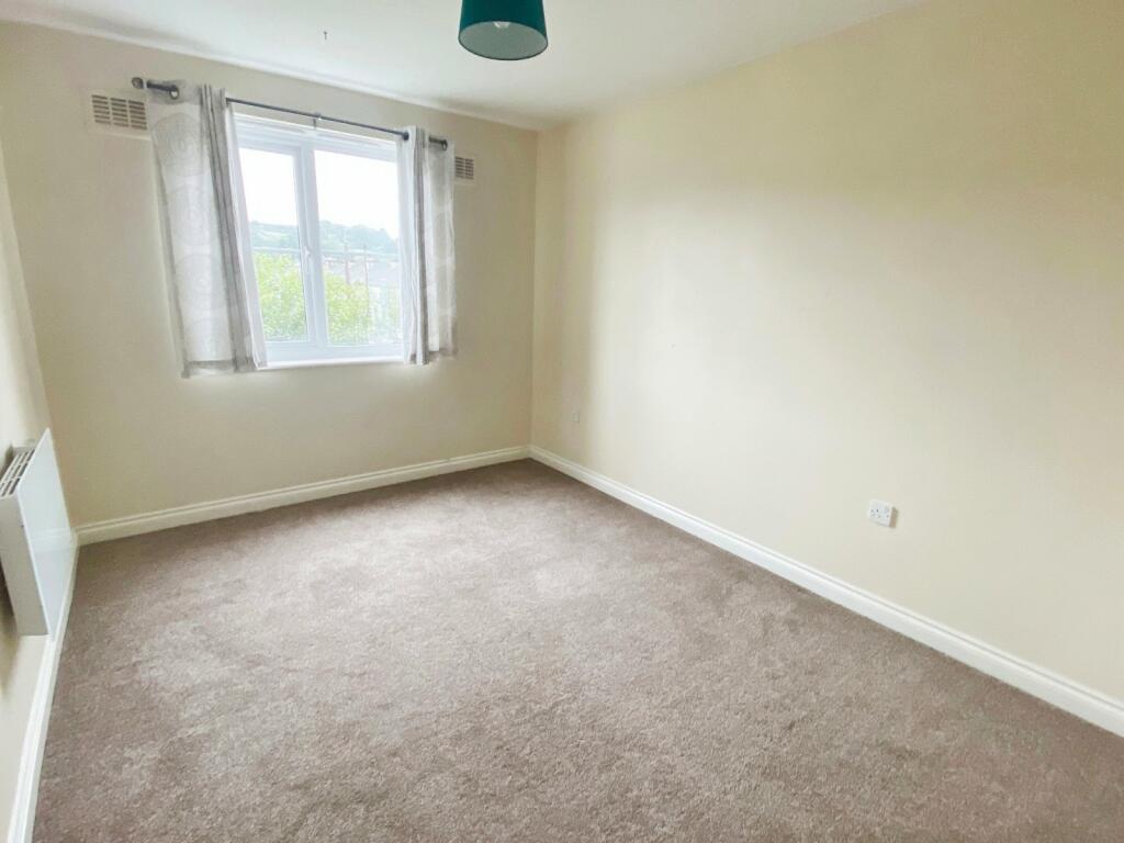 Additional image 8 of Manor Park Road, Cleckheaton, West Yorkshire, BD19