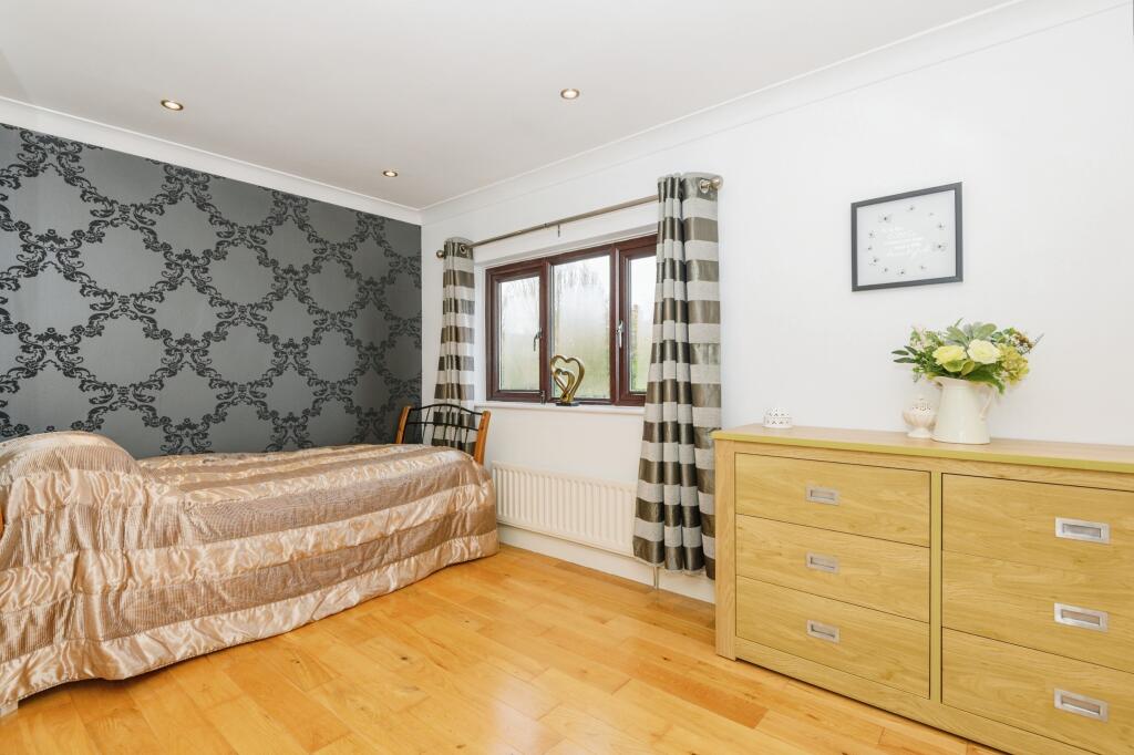 Additional image 13 of Scholes Lane, Cleckheaton, BD19