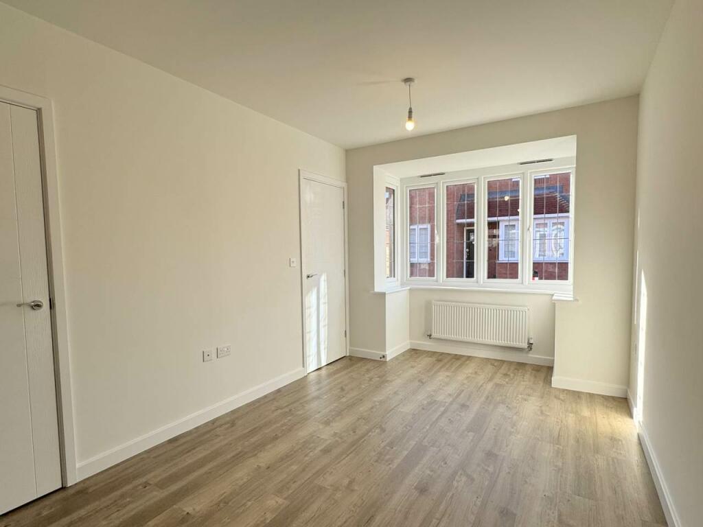 Additional image 4 of Nelmes Close, Thornbury, South Gloucestershire