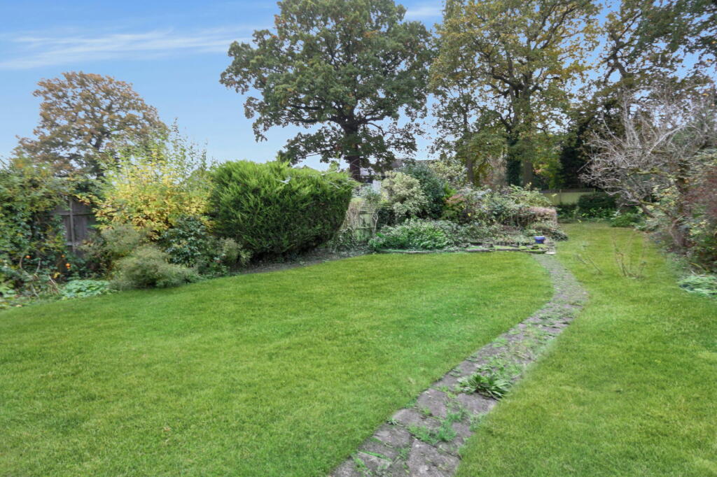 Additional image 15 of Sandy Ridge, Chislehurst, BR7 5DP