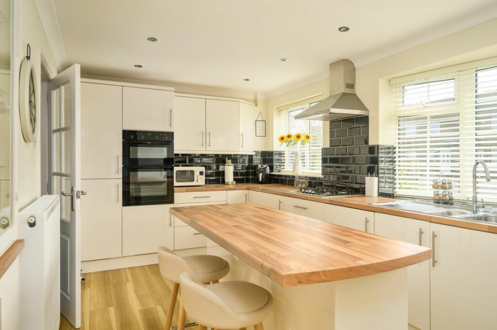 Additional image 37 of Moorside Green, Drighlington