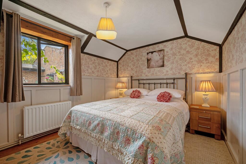 Additional image 33 of Laughton, Lewes, BN8