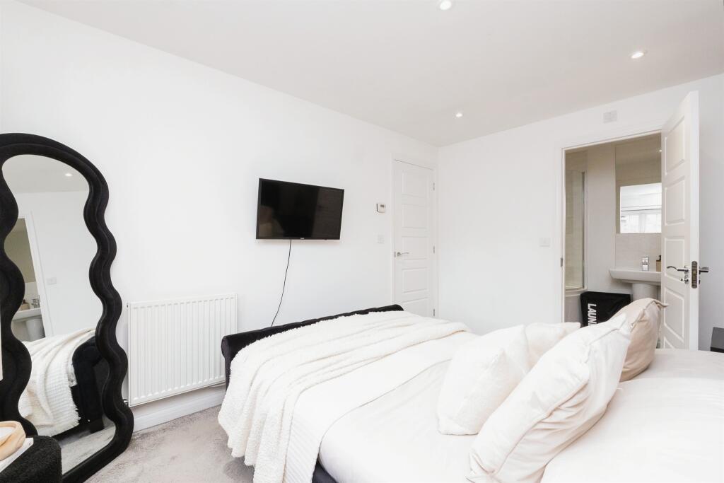 Additional image 9 of Goldcrest Walk, Keynsham, Bristol