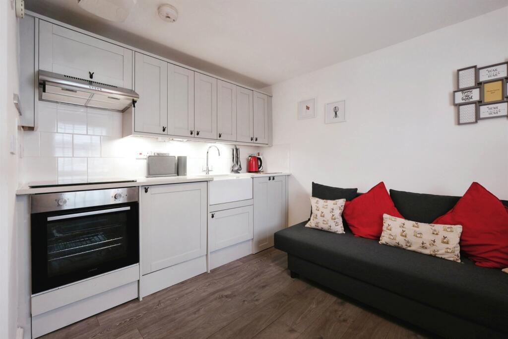 Additional image 7 of High Street, Lewes