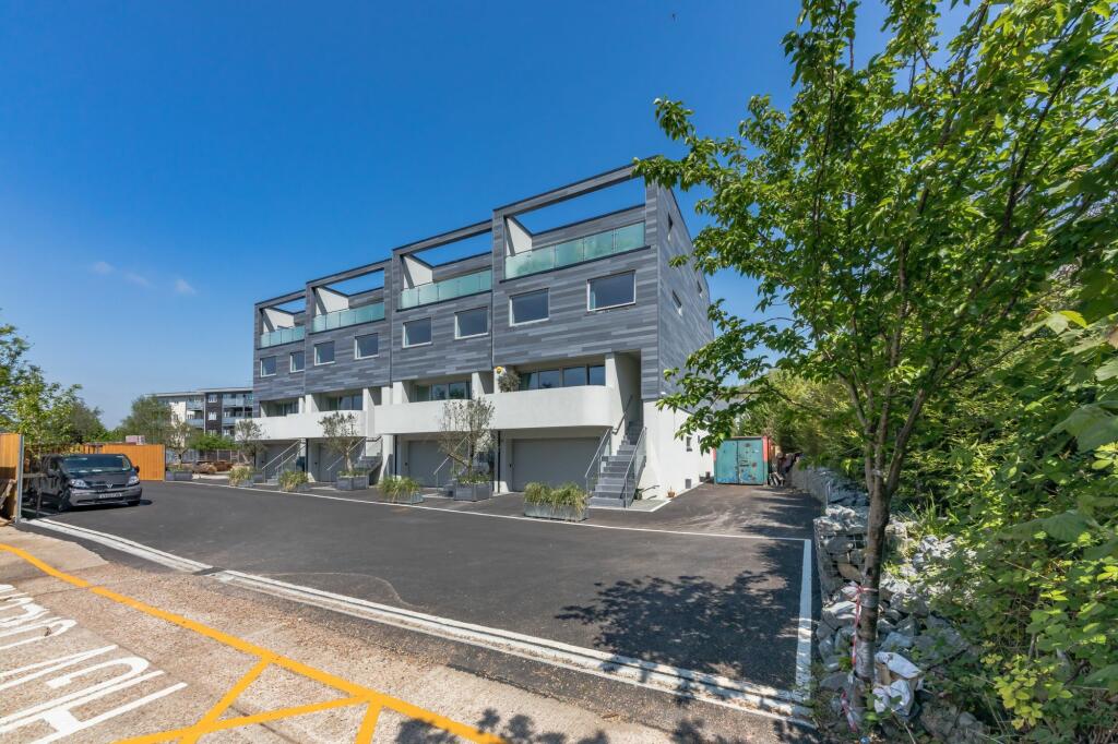 Additional image 21 of Daveys Lane, Lewes, BN7