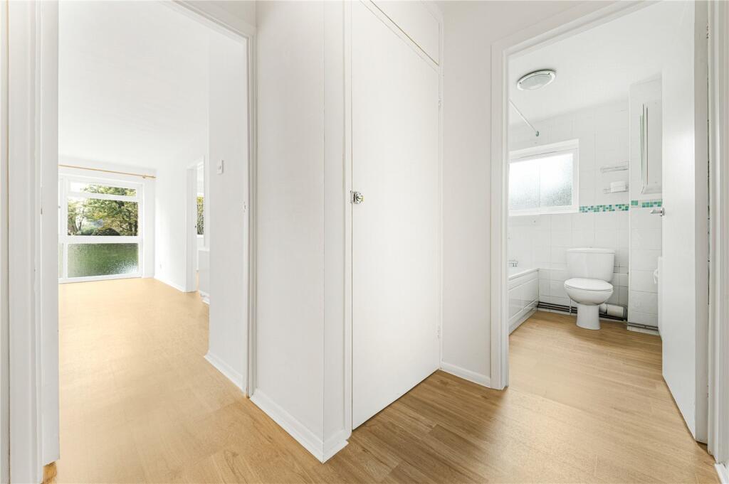 Additional image 11 of Woodstock Gardens, Beckenham, BR3