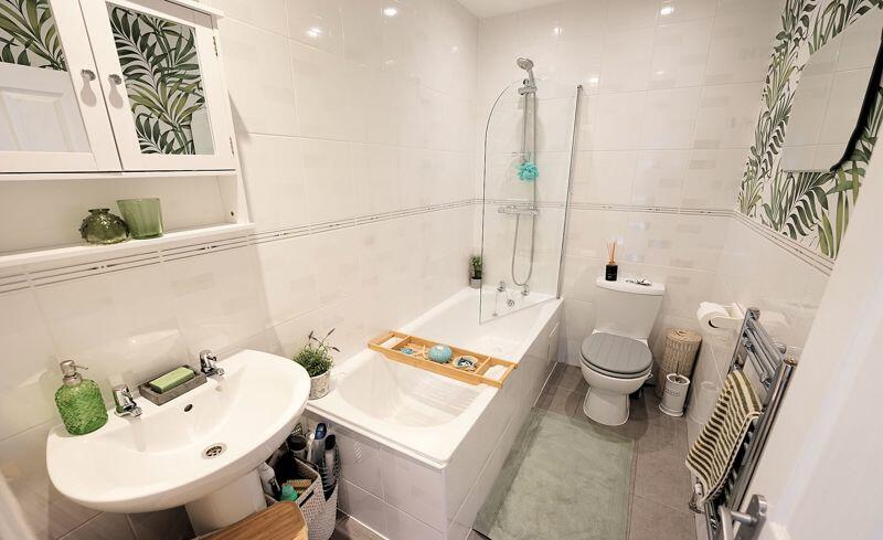 Additional image 6 of A superb 2 bedroom ground floor flat in Nailsea