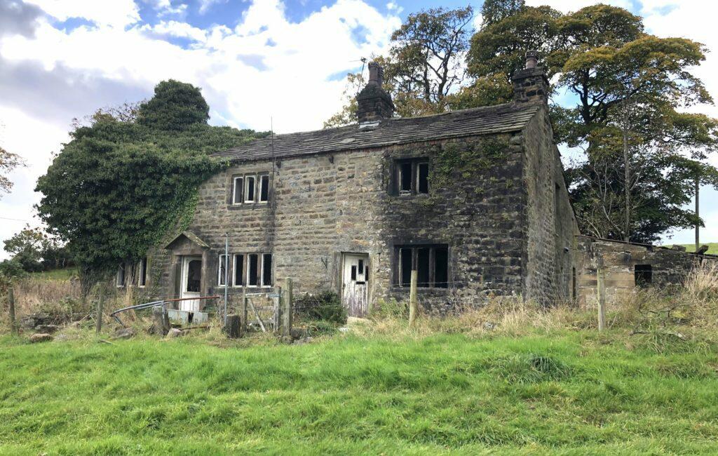 Additional image 13 of 3 bedroom farmhouse for sale – West Pasture Farm, Pasture Lane Road, Barrowford, BB9 6QY
